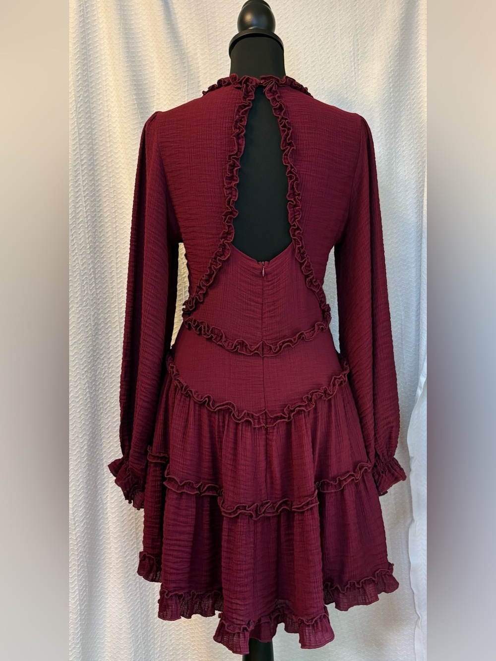 Altar’d State burgundy textured mini dress. Whimsigoth and fairy vibes.!
Size M - Picture 2 of 7